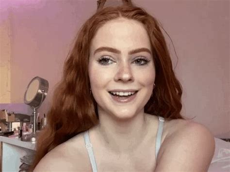 sexy redhead ass|Madi Collins